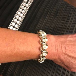 Vintage bracelet with large crystals